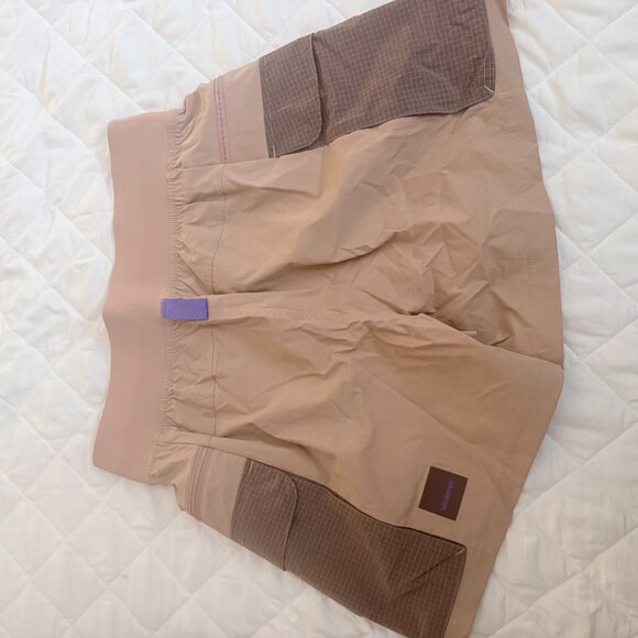 Lululemon Hiking Set - Picture 4 of 8